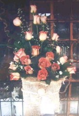 SKU 40 Light Yellow/Red roses on hand made wood cylinder