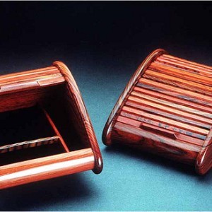 SMALL ROLLTOP COCOBOLO ROSEWOOD JEWELRY BOX